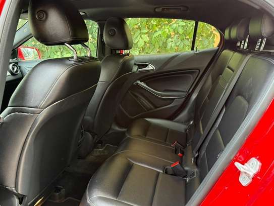 MERCEDES-Benz GLA250 VENANT 4Cylindres image 10