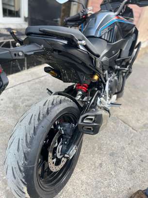 BMW XR F900 image 9