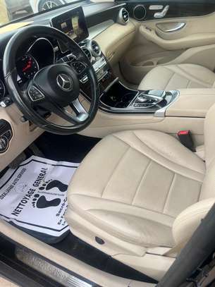 Mercedes-Benz GLC 300 image 11
