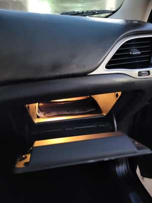 JEEP CHEROKEE image 10