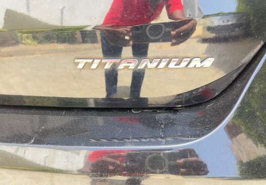 Ford Focus Titanium image 6