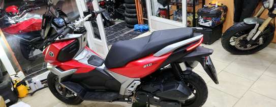 A vendre vogue adv 125 image 1