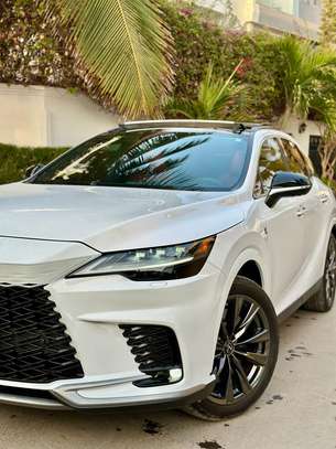 LEXUS RX350 2024 image 8