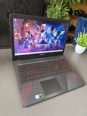 Asus gamer i5 8th gtx 1050 image 3
