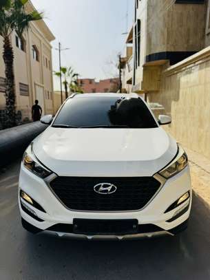 HYUNDAI TUCSON 2017 image 3