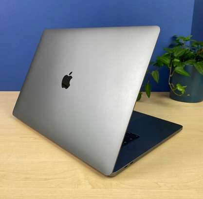 Apple MacBook Pro 16’ 2019 i9 32g/1TB image 3