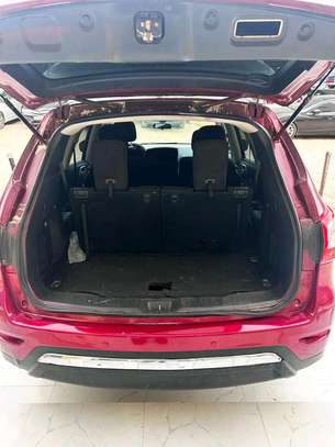 Nissan Pathfinder image 9