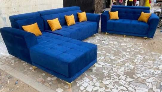 Canapés fauteuils salons image 10
