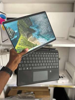 Surface Pro 9 - I7 12e | 16GB RAM | 256 image 6