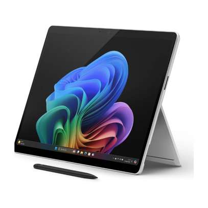 Surface Pro 11 X Plus avec clavier image 8