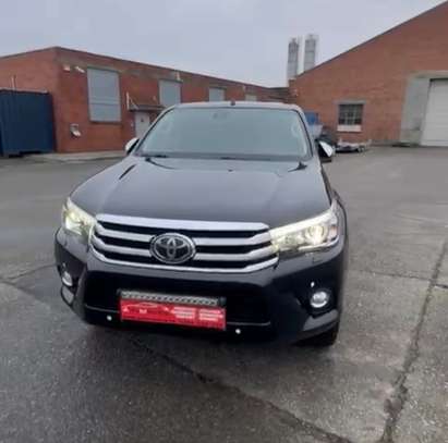 Toyota Hilux 2017 Automatique Diesel image 15