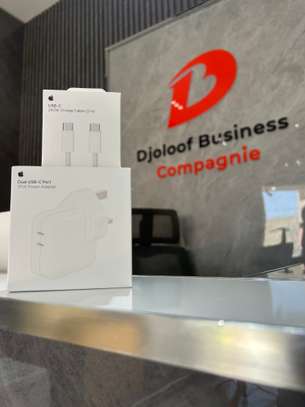 Apple chargeur USB-C 20W + câble Lightning blanc image 1