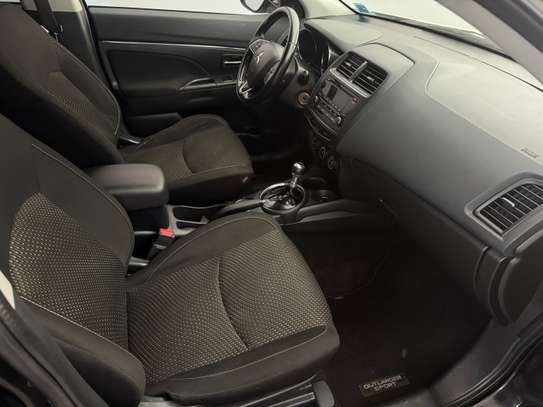 Mitsubishi outlander Anne 2016 image 5