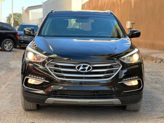 Hyundai Santa Fe 2018 image 1