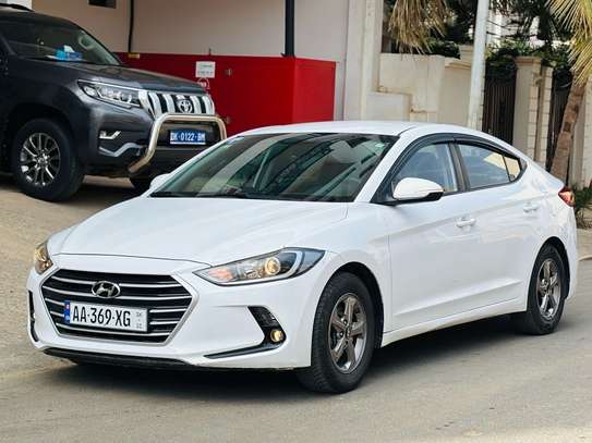 Location Hyundai avente 2018 image 5