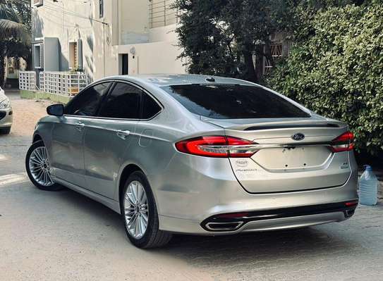 Ford Fusion 2017 image 9