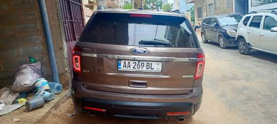 Ford Explorer 2015 4 cylindres image 3