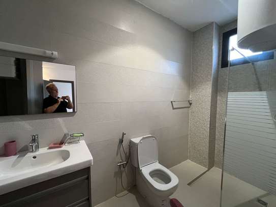 Appartement Meublé avec terrasse privé  Almadies image 8