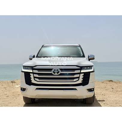 Toyota Land Cruiser 2022 image 1