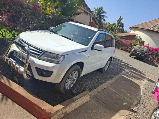 Suzuki grand vitara image 1