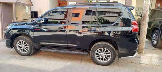 Toyota Land Cruizer PRADO V6 image 11