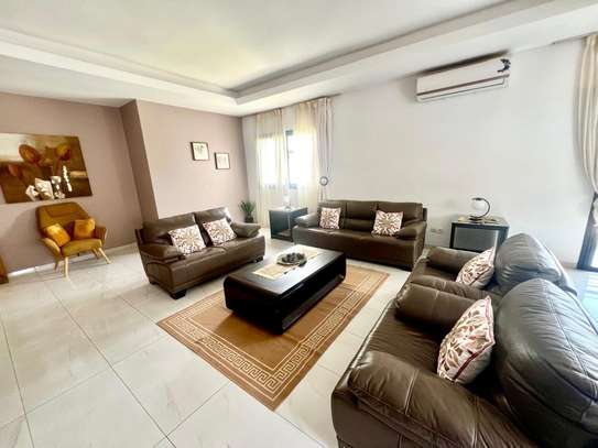 Appartement meublé F4 situé a ngor almadies image 2