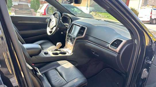 Jeep grand cherokee image 9