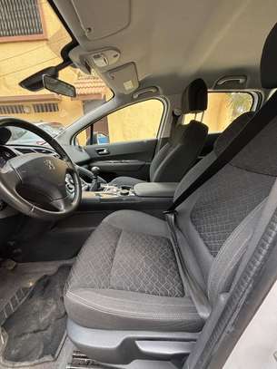 Peugeot 3008 image 6