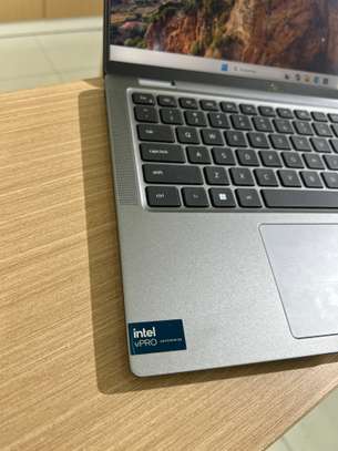 Dell Latitude 7450 - Intel Ultra 7 165H | 32GB RAM | 1 Téra image 4