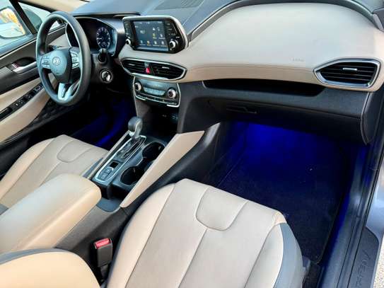Hyundai Santa Fe 2019 image 12
