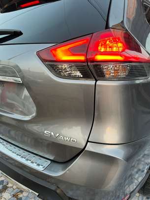 Nissan rogue image 2