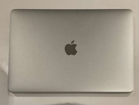 MacBook Pro 13 pouces i5 16GB SSD 512 image 3