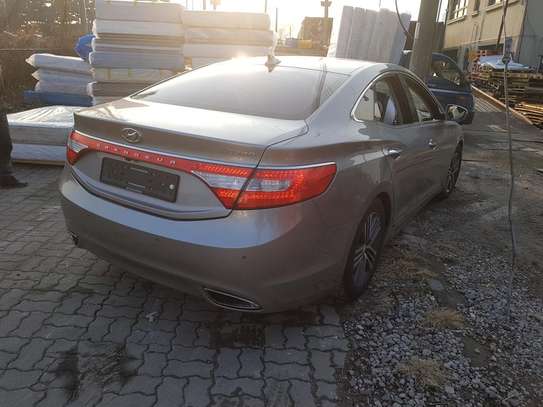 Hyundai grandeur 2014 image 2
