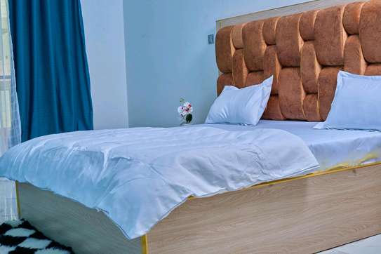Chambre meublée image 2