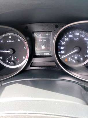 Hyundai Santafe 2017 image 10