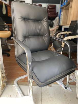 Chaise image 9