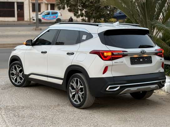 Kia SELTOS image 12
