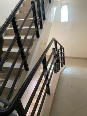 Appartement F4 à louer aux Almadies avec piscine image 2