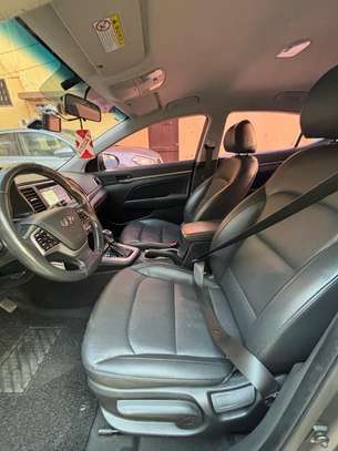 HYUNDAI ELANTRA 2017 image 5