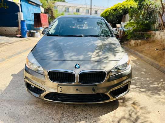 BMW series 2 image 9