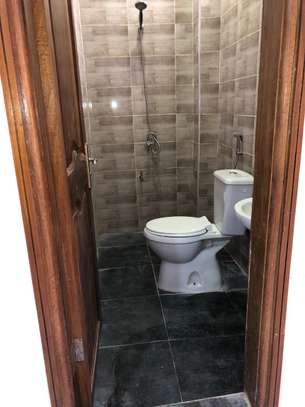 LUXUEUX APPARTEMENT T4 image 7