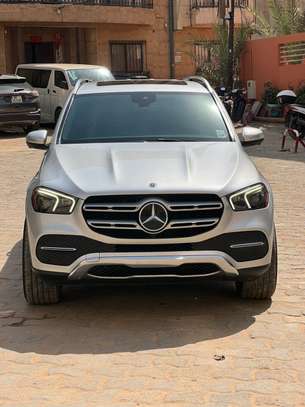 Mercedez Benz Class GLE 350 image 9