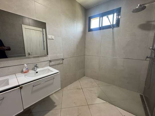 Appartement vide à louer à fan résidence l’école américain image 9