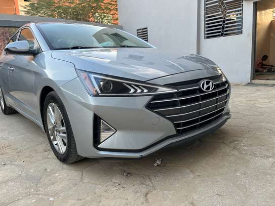 Hyundai Elantra 2020 image 4