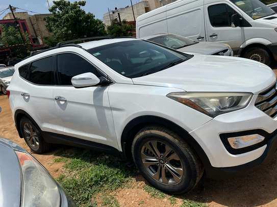 HYUNDAI SANTAFE image 12