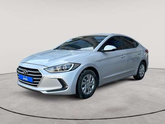 Hyundai Avante à saisir image 3