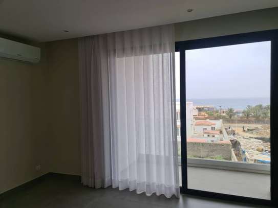 Appartement en duplex  à louer aux Almadies image 10