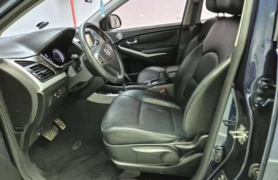 Ssangyong korando C 2016 image 10