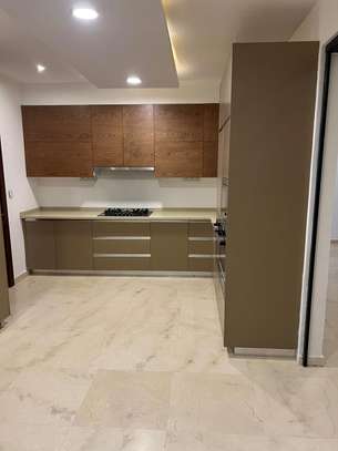 appartement f4 meublé à louer au point e image 7