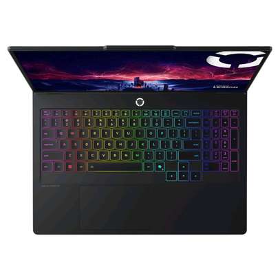 Gamer Lenovo legion PRO Oled 2025 image 1